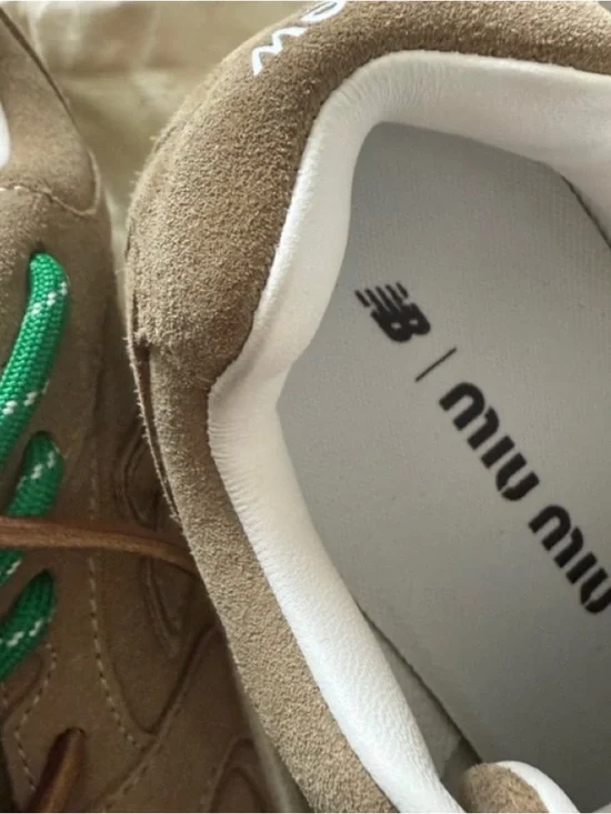 New Miu Miu x New Balance Ecru Sneakers size 9 - Picture 9 of 11